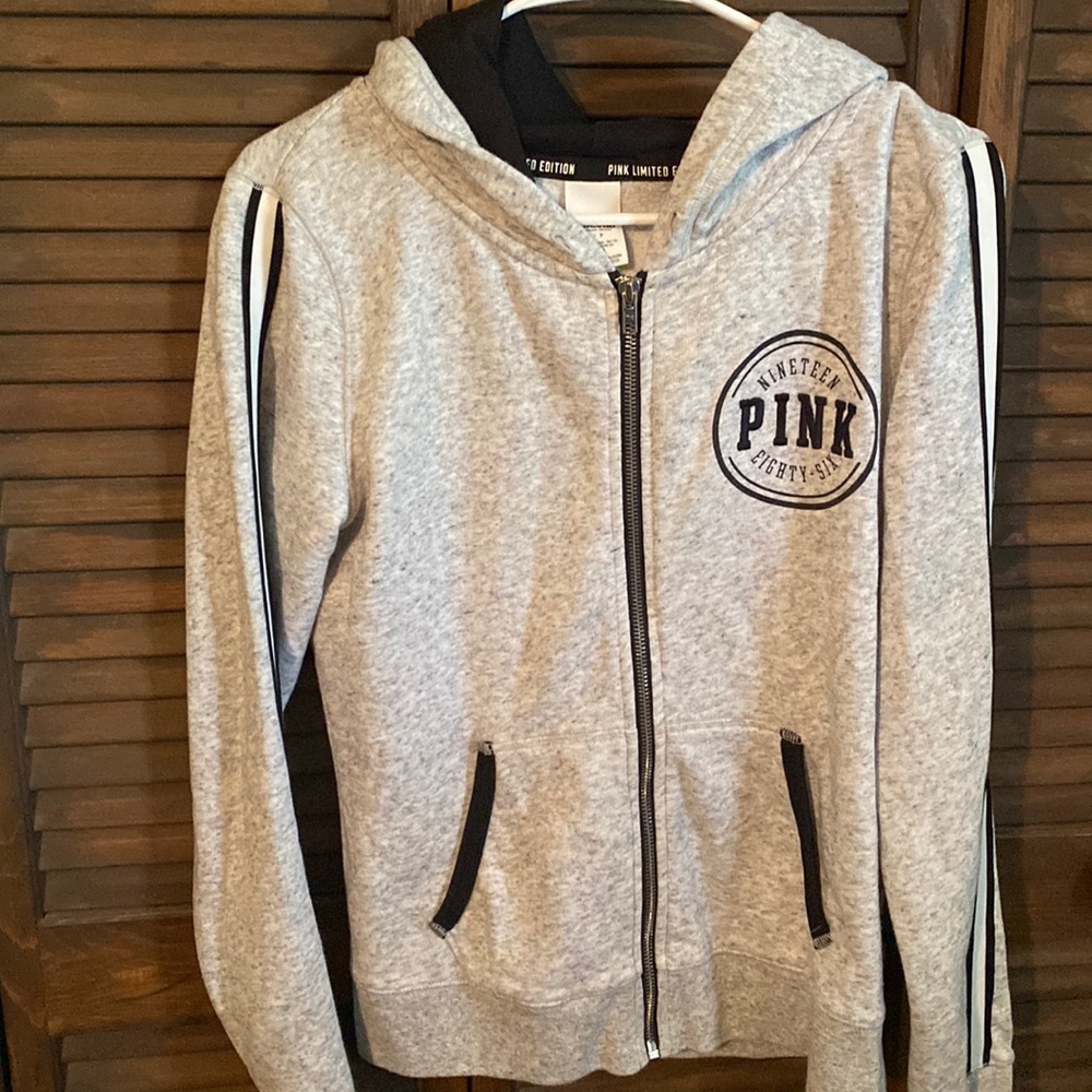 Zip up pink jacket